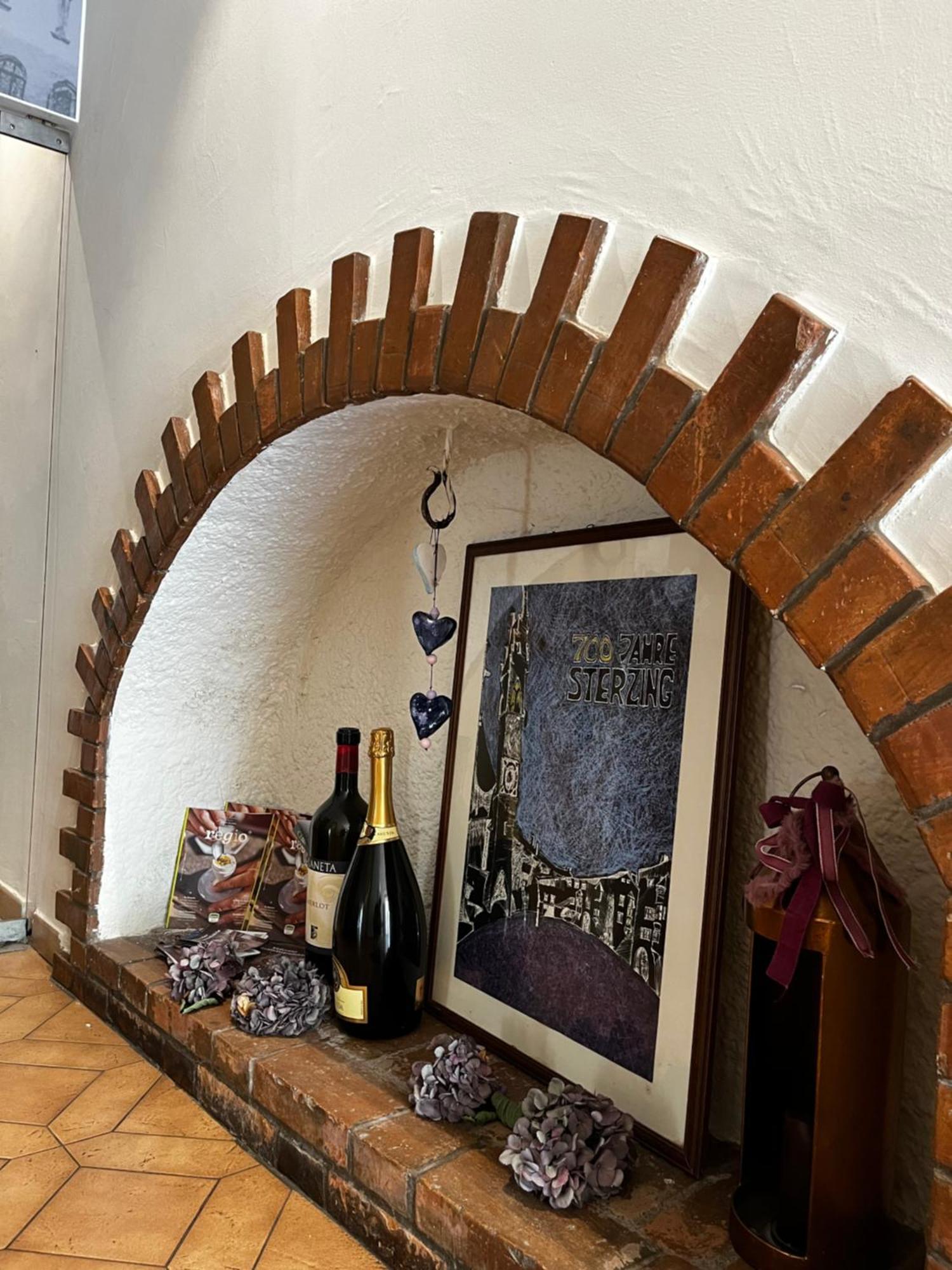 Gasthof Sterzingerhof Bagian luar foto